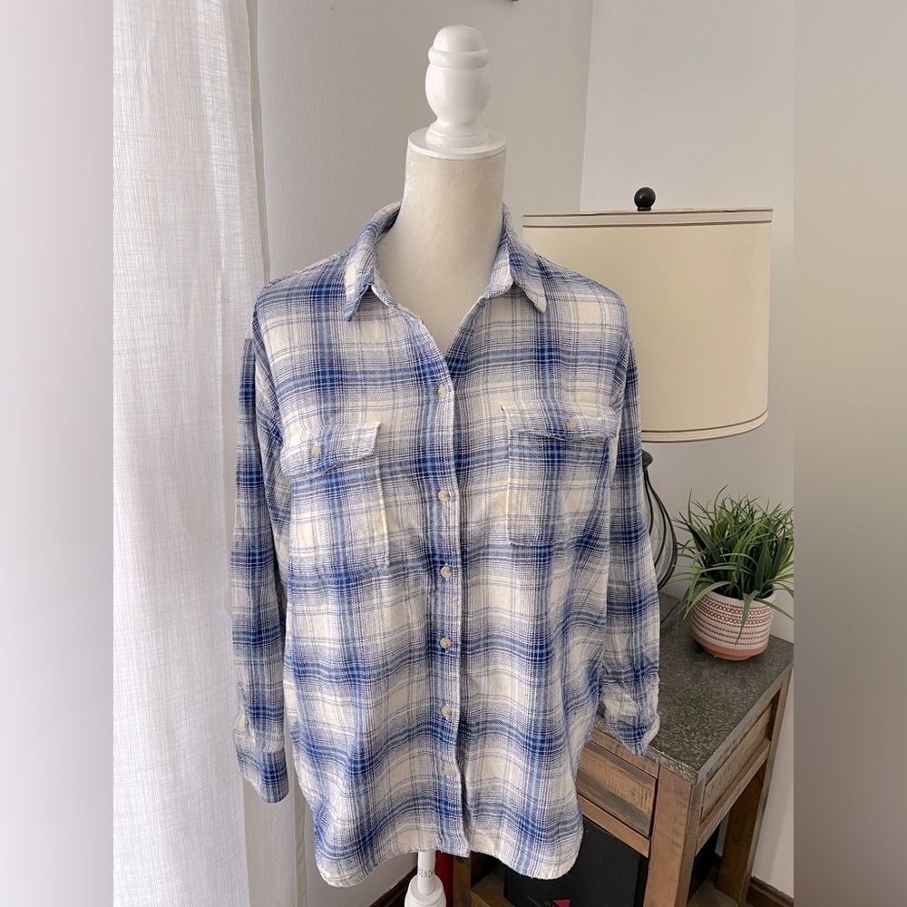 Old Navy boyfriend flannel button down